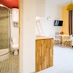 Solna Atelier Lägenhet *