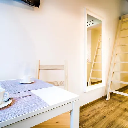 Solna Atelier Appartement *